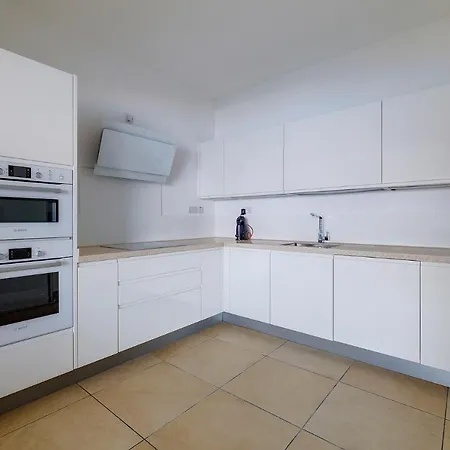 Apartment Stunning Seafront Lux Cambridge Wt Pool *