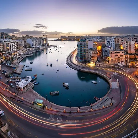 Stunning Seafront Lux Cambridge Wt Pool * Sliema